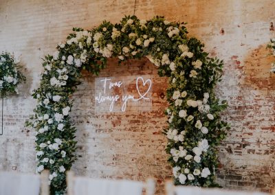 rent 4 your event white floral arch